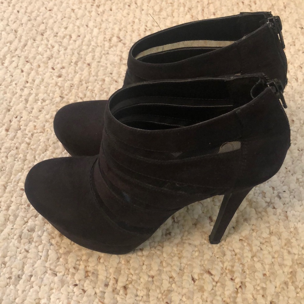 Jessica Simpson Heels (Booties) 7M